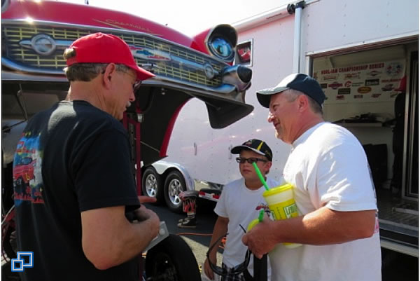 Steve talking with some fans