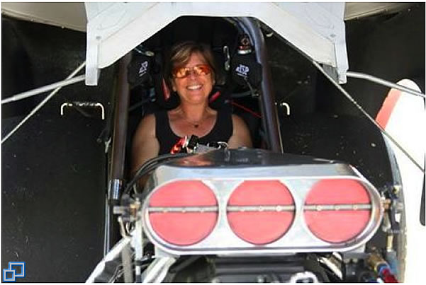 Sue in the driver's seat for the warm up.  (Photo by Donna Roy)