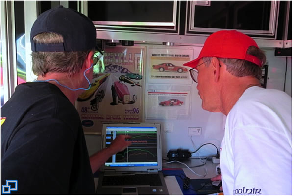 Steve and John put the extra time to good use, discussing operation, maintenance, and other technical stuff.