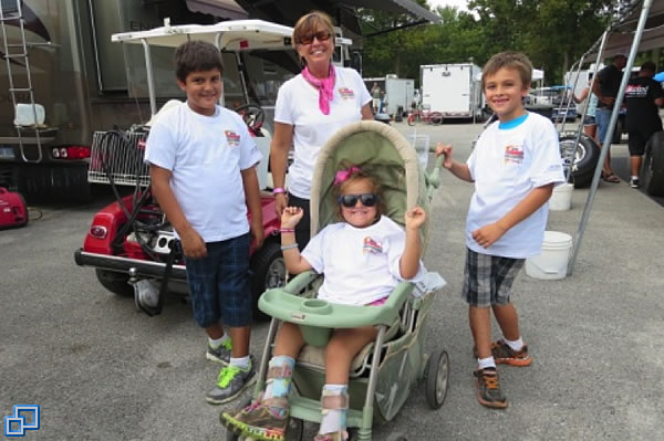 Don't they look great in their Susie Q T-shirts?