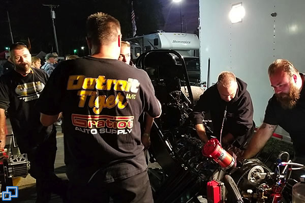 in Timoszyk’s pits, the crew was flogging