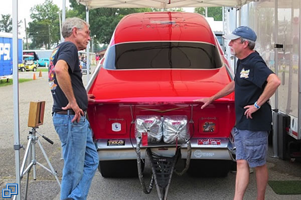 Norm and crew taking care of business while Steve brings John up to speed.